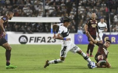 cayó ante Universitario de Perú en La Plata