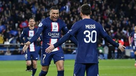Con un golazo de Messi, Paris Saint Germain aplasta al Lens
