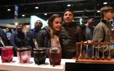 Dos bonaerenses y un correntino se coronaron como los mejores cebadores de mate