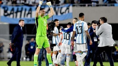 Con Messi de titular, Argentina visita a Perú, con cuatro cambios y un estadio lleno