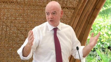 Infantino repudió los incidentes y criticó a la policía brasileña