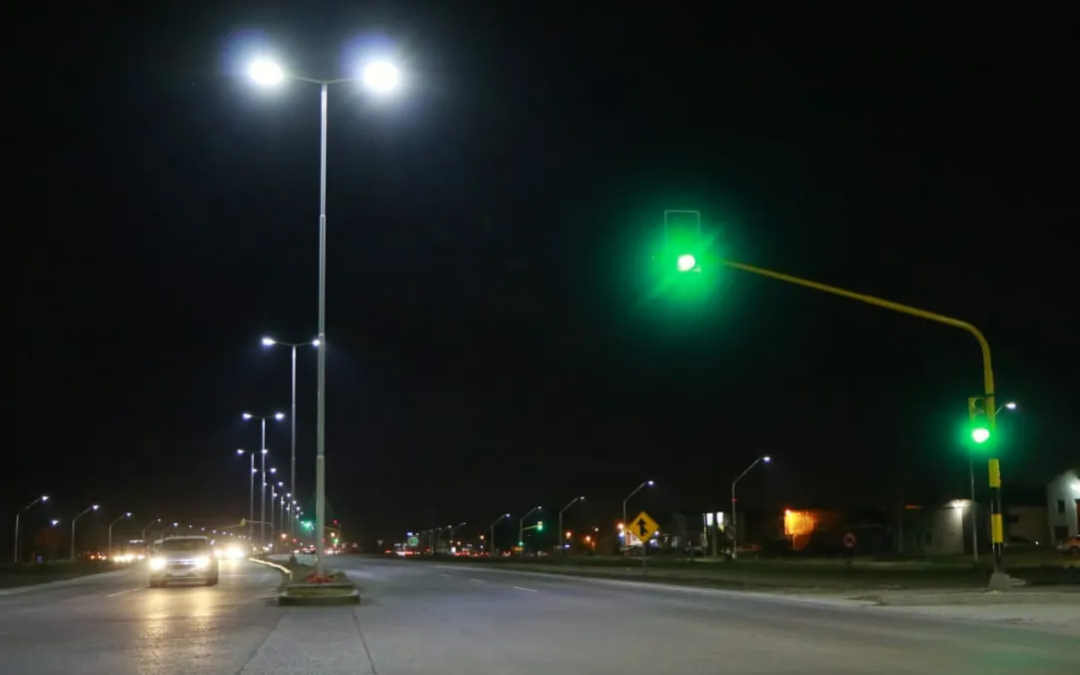 Otra vez la Ruta 11: un joven de 23 años murió tras derrapar y caer de su moto