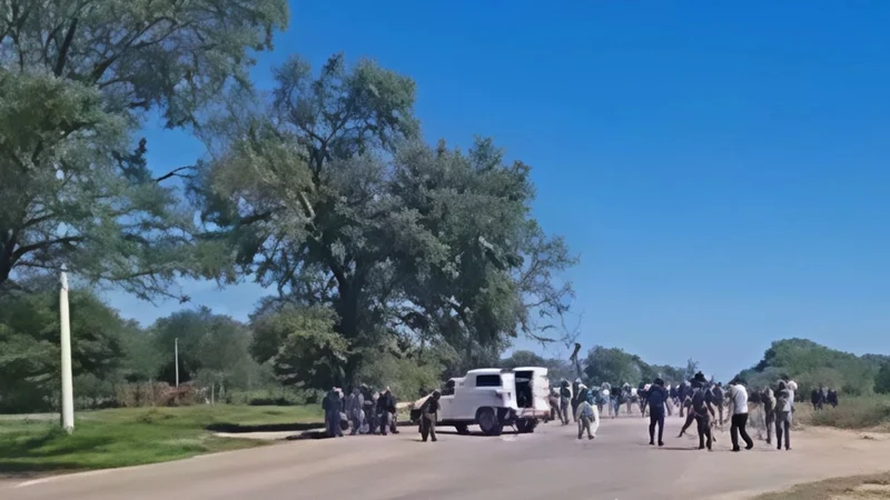 Formosa: policías heridos tras ser atropellados por manifestantes en un corte de ruta