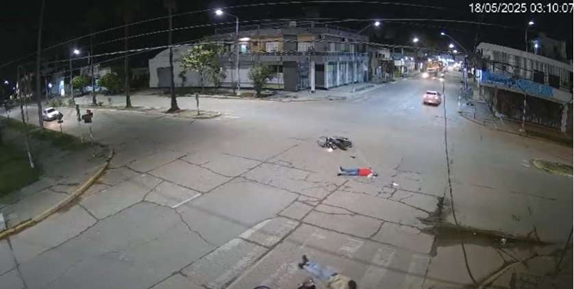 Otra vez los «wileros» en Sáenz Peña: chocaron a un motociclista y se dieron a la fuga