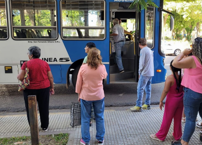 UTA rechazó suspensiones y exigió garantizar el servicio y el salario