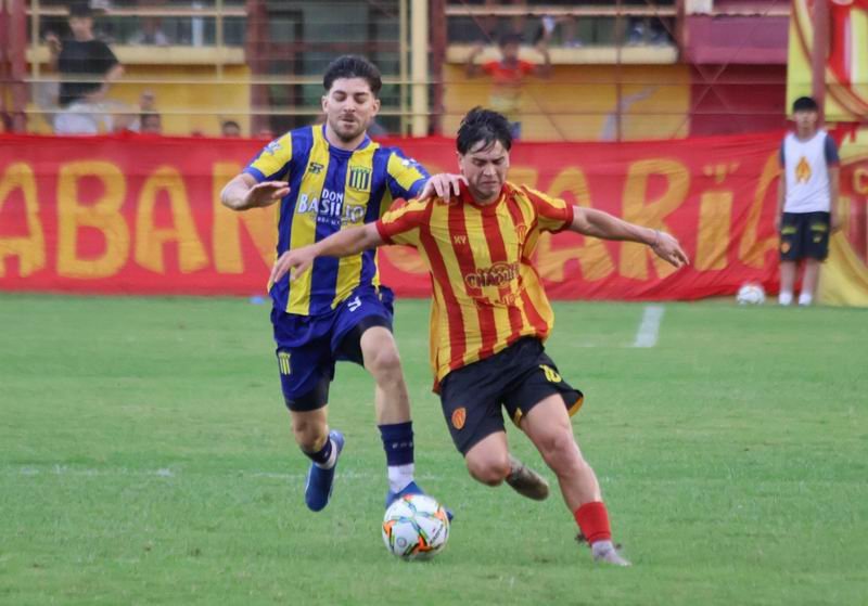 Sarmiento recibe a San Martín