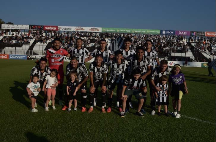 For Ever con un cambio obligado ante Talleres